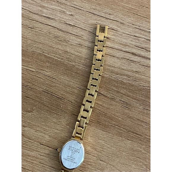 Elgin Vintage Small Gold Watch with Crystal Face - Picture 9 of 10